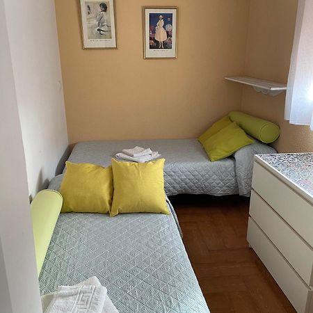 Appartement Familia Anfitriona Acoge à Séville Extérieur photo