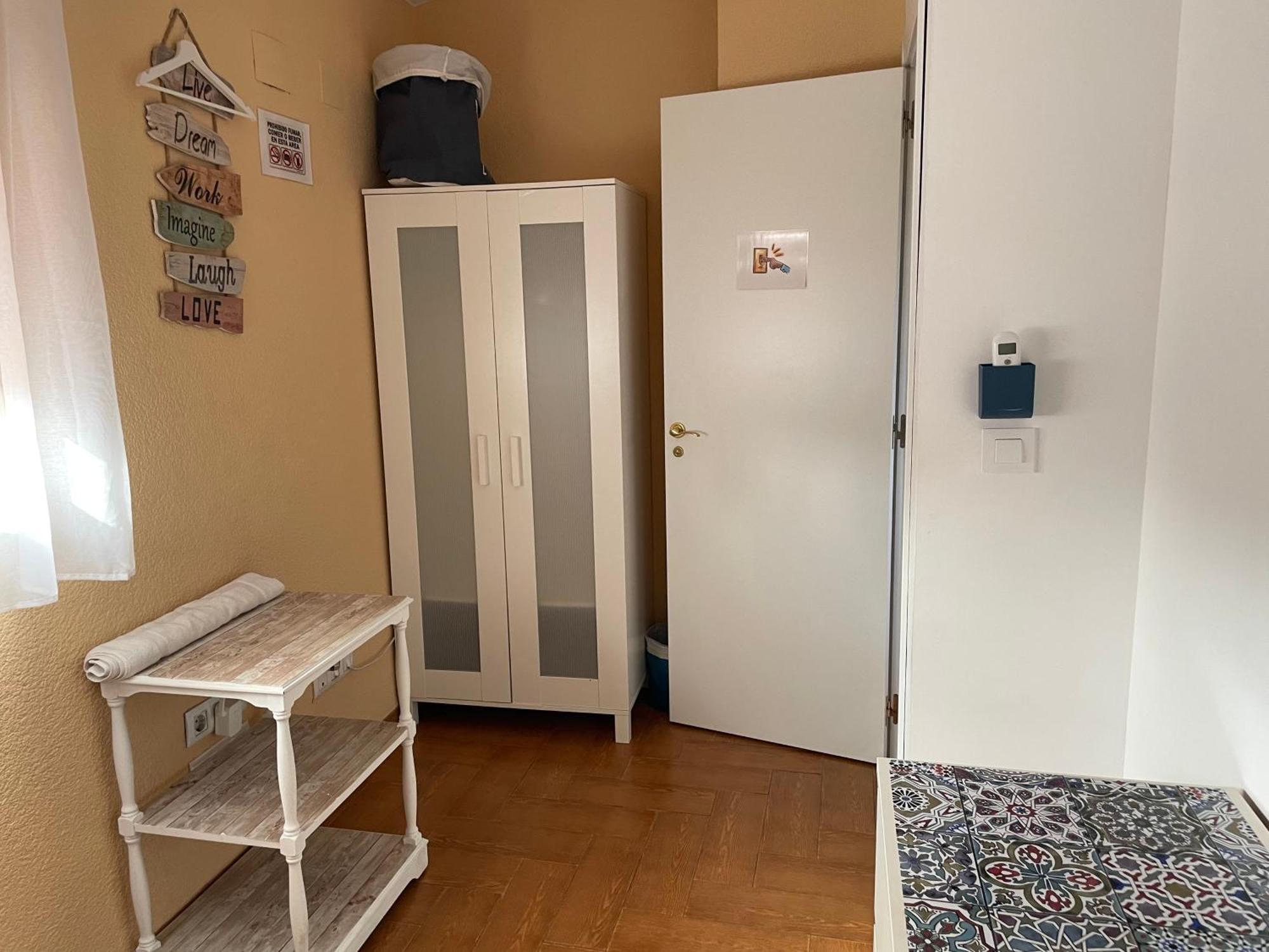 Appartement Familia Anfitriona Acoge à Séville Extérieur photo